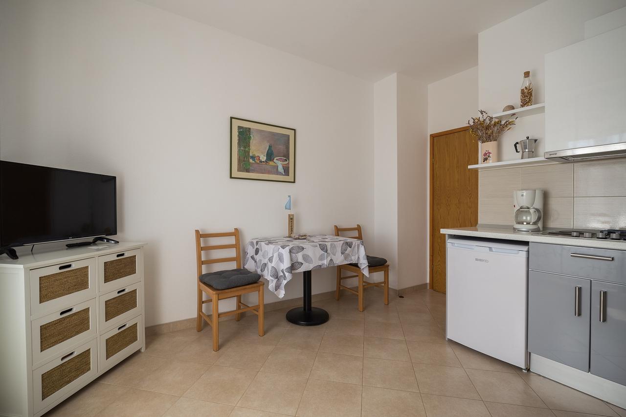 Apartments Micic Hvar Town Extérieur photo